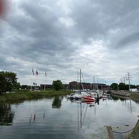 Eak Apartments-Nadmotlawie Gdańsk Exteriör bild