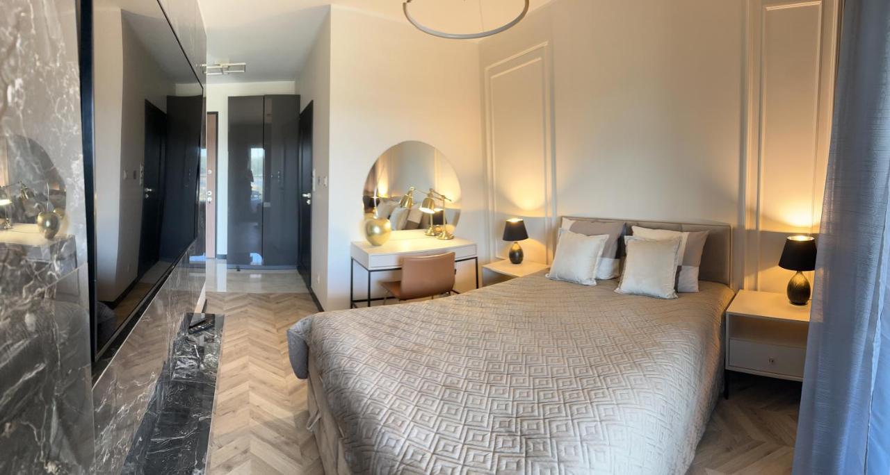 Eak Apartments-Nadmotlawie Gdańsk Exteriör bild